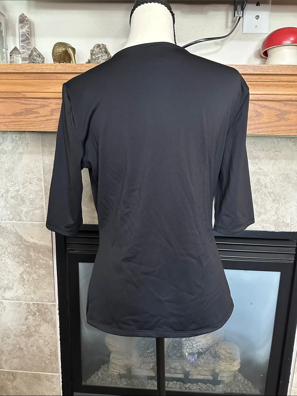 Smoothing Black Women's L Crewneck Short Sleeve Top Stretch Layering Shirt